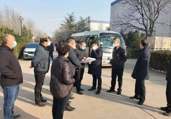 安陽(yáng)市委副書記、市長(zhǎng)高永深入集團(tuán)公司援建文峰區(qū)方艙隔離點(diǎn)改建項(xiàng)目實(shí)地調(diào)研